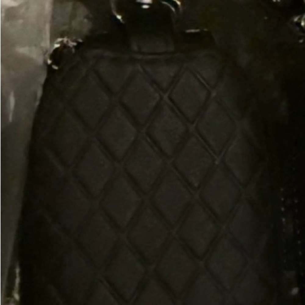 Mercedes Quilted Black Leather Key Fob Holder - Picture 2 of 2